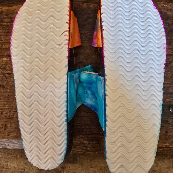 Never worn size 10 hand-colored tie-dye Birk-style sandals! - Picture 5 of 5